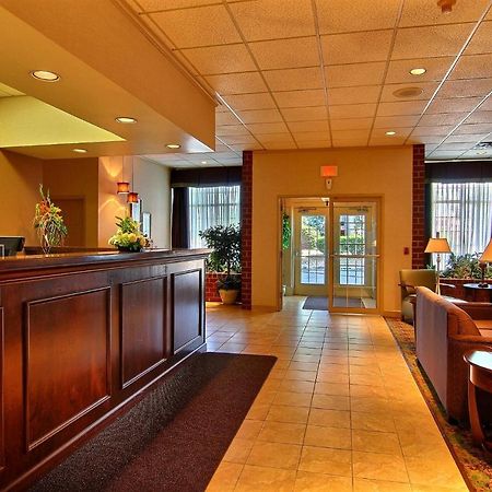 Quality Inn & Suites Mansfield Exteriör bild