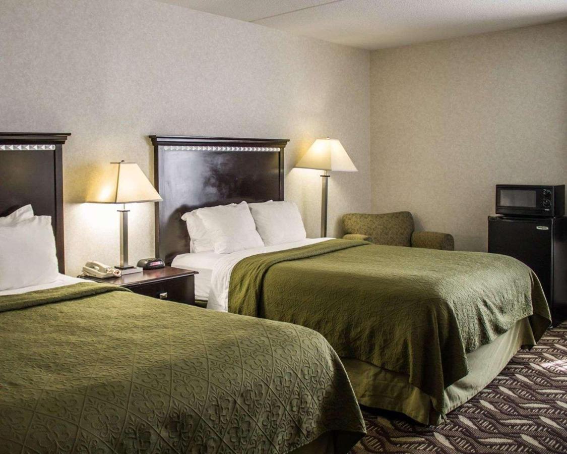 Quality Inn & Suites Mansfield Exteriör bild