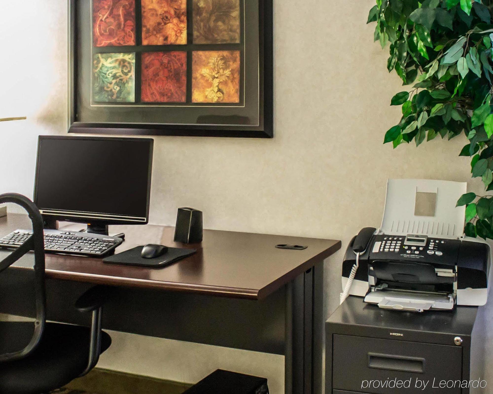 Quality Inn & Suites Mansfield Exteriör bild
